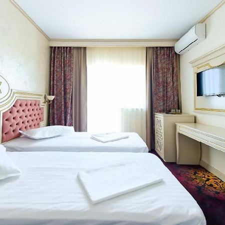 Hotel Belona Ефоріє-Норд Екстер'єр фото