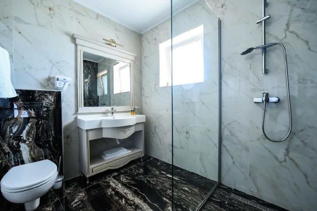 Hotel Belona Ефоріє-Норд Екстер'єр фото